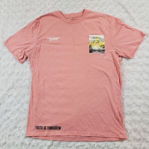 Forever 21 Men's Medium youth of tomorrow Graphic tee Future UFO "2099"